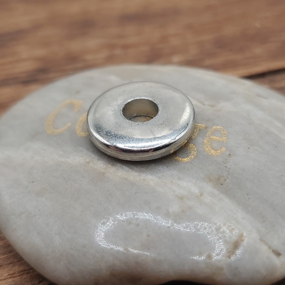 Silver tone spacer charm‎